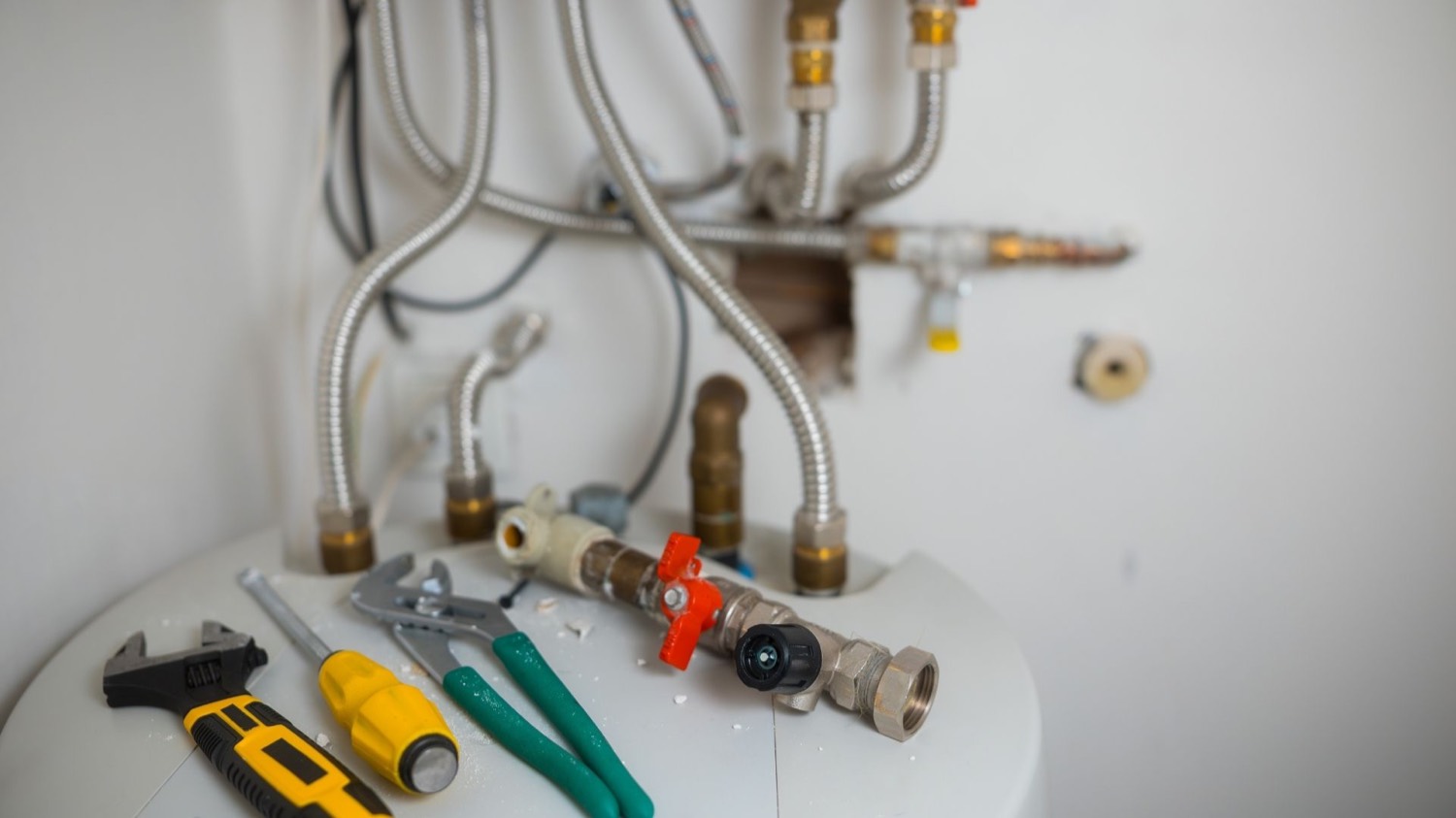 Old Greenwich CT plumbing education and repair tools